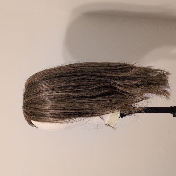 NWT Sensational wig by TressAllure + 5 unused wig caps - Picture 6 of 12